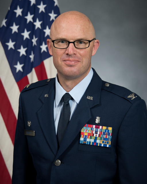 Photo of Colonel Nathan T. Kellett, Commander